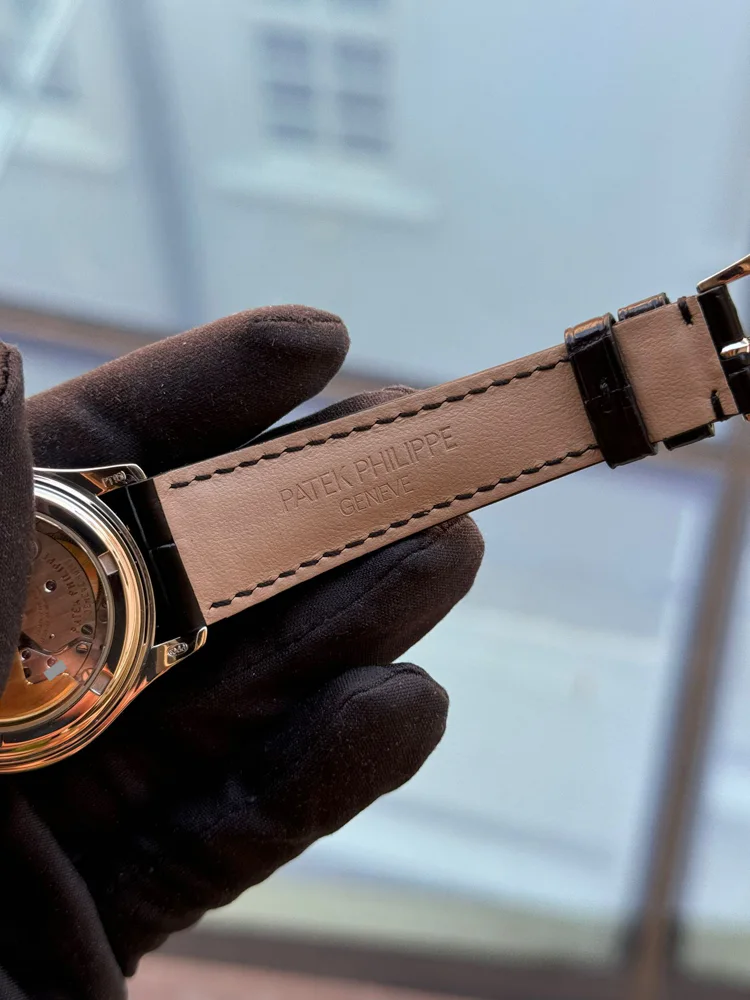 Patek Philippe Annual Calendar Platinum GREY DIAL Annual Calendar Platinum + Extract from the Archives 2003 WG clasp